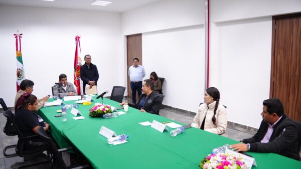 Avala Comisión de Puntos Constitucionales reformas para proteger a trabajadores de la educación
