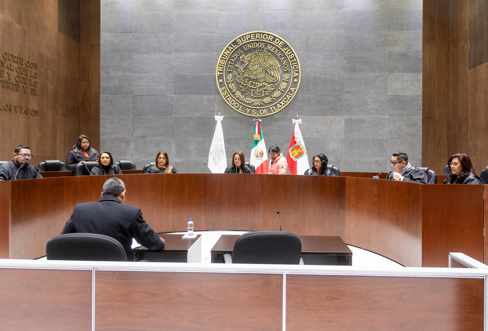 La toma de protesta fue realizada por el Presidente del Órgano de Administración Judicial del Poder Judicial del Estado de Tlaxcala, Sergio Pérez George