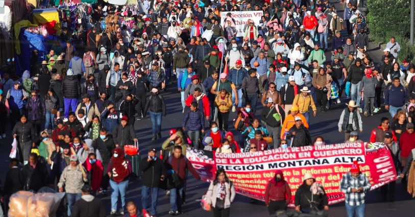 CNTE amenaza con protestar en todos los eventos de Sheinbaum y anuncia paro en 2026