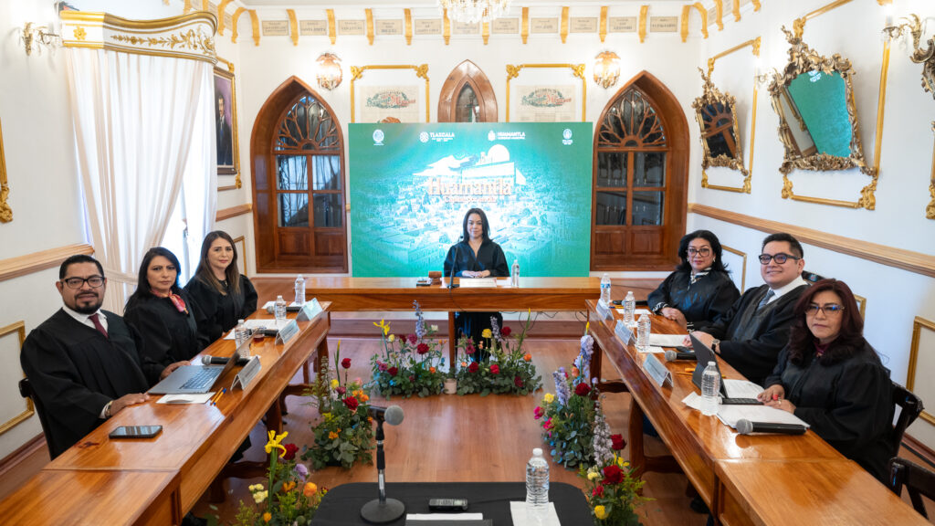 Presentan Informes Correspondientes al mes de Octubre Salas del TSJE