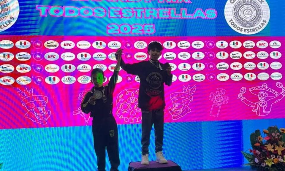 TLAXCALA BRILLA EN EL GRAND PRIX DE LUCHAS ASOCIADAS CON SEIS MEDALLAS