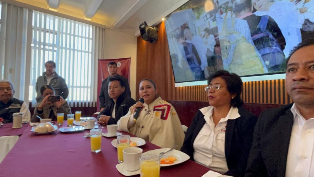 No hay pelea con el Gobierno de Tlaxcala, “todo por su propio peso cae”, afirmó la Senadora Ana Lilia Rivera