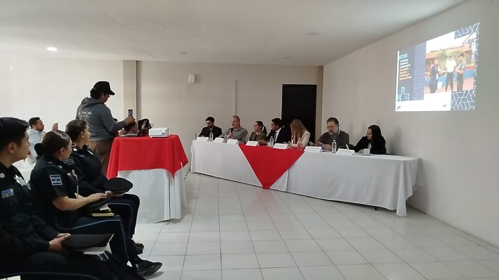 Presentan cartilla para fortalecer la relación entré la Secretaría de Seguridad Ciudadana y la Prensa en Tlaxcala