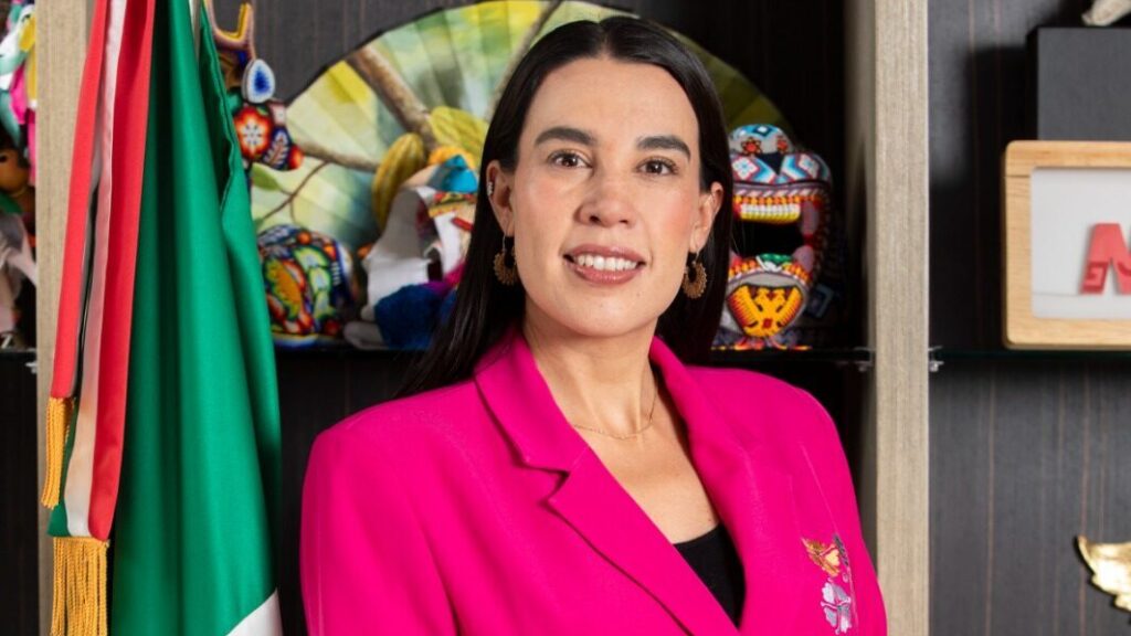 La secretaria de Turismo, Josefina Rodríguez, anuncia incremento de visitantes a museos y zonas arqueológicas de México