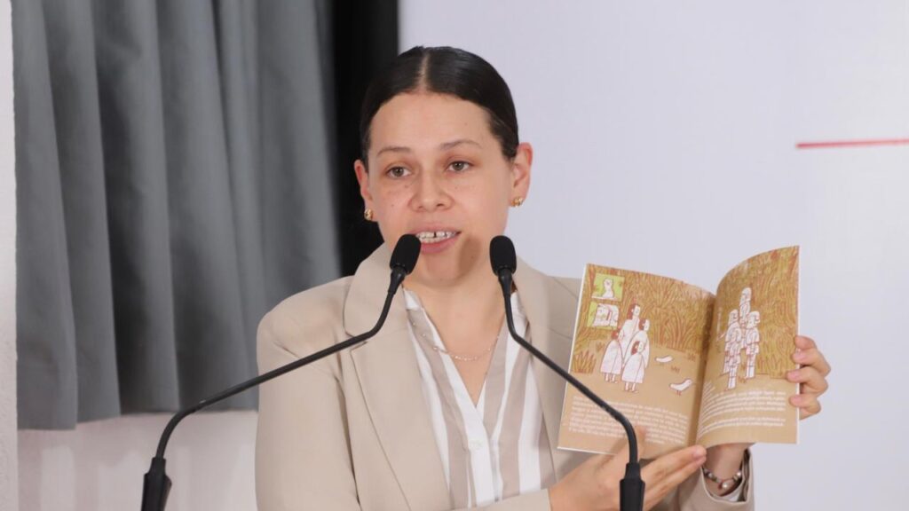 SECRETARÍA DE CULTURA PRESENTA LIBRO INFANTIL BILINGÜE SOBRE LUISA XICOHTÉNCATL
