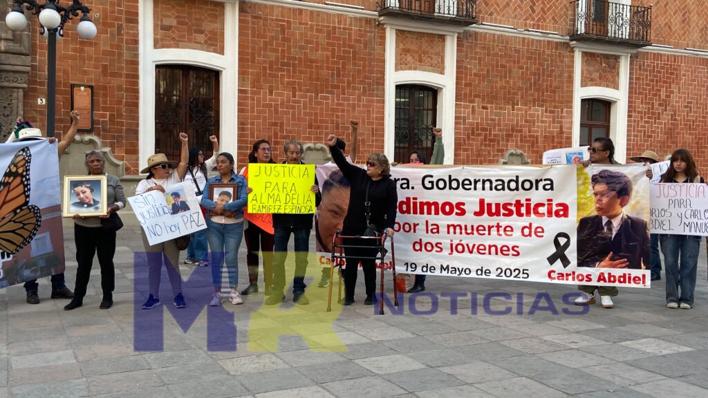 Marchan en Tlaxcala para exigir justicia, seguridad y avances en casos pendientes