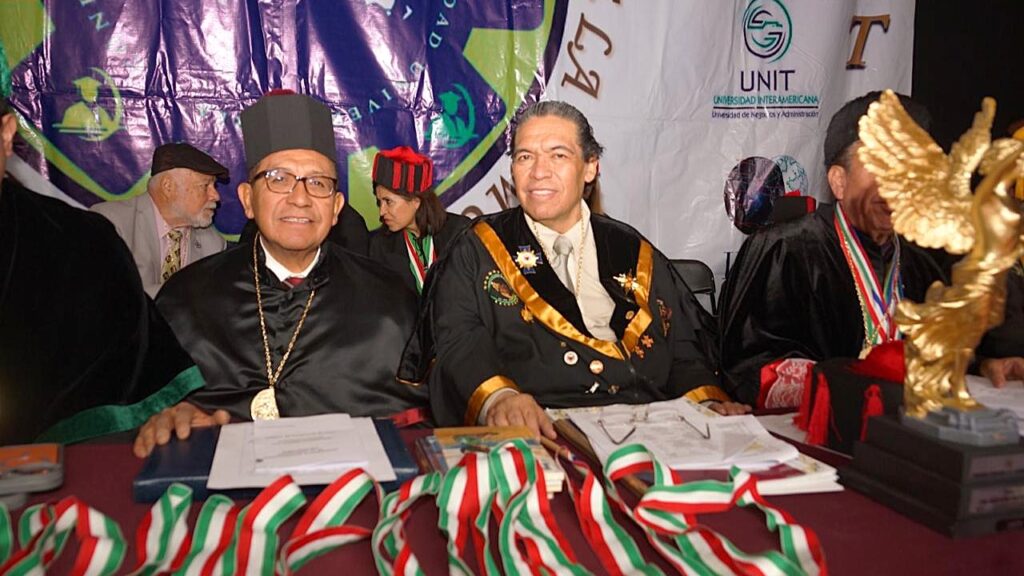El Rector de la UATx es galardonado por la  Conferencia Internacional de la Comunidad Universitaria