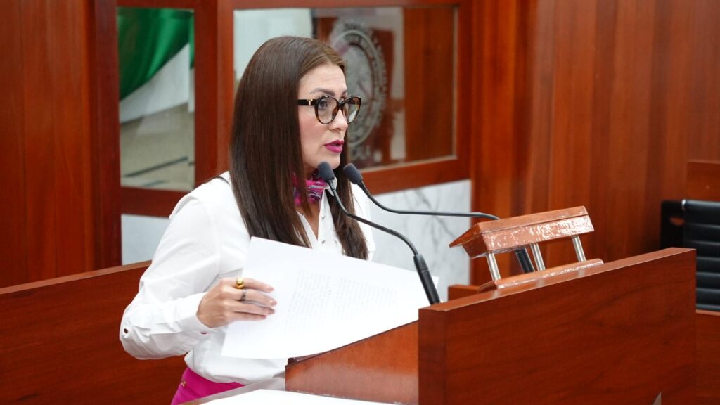 Propone Reyna Flor Báez fortalecer las condiciones de seguridad en planteles educativos mediante normativa para la revisión de mochilas