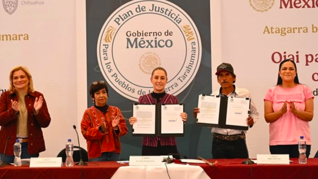 Sheinbaum reconoce y restituye tierras indígenas en Chihuahua