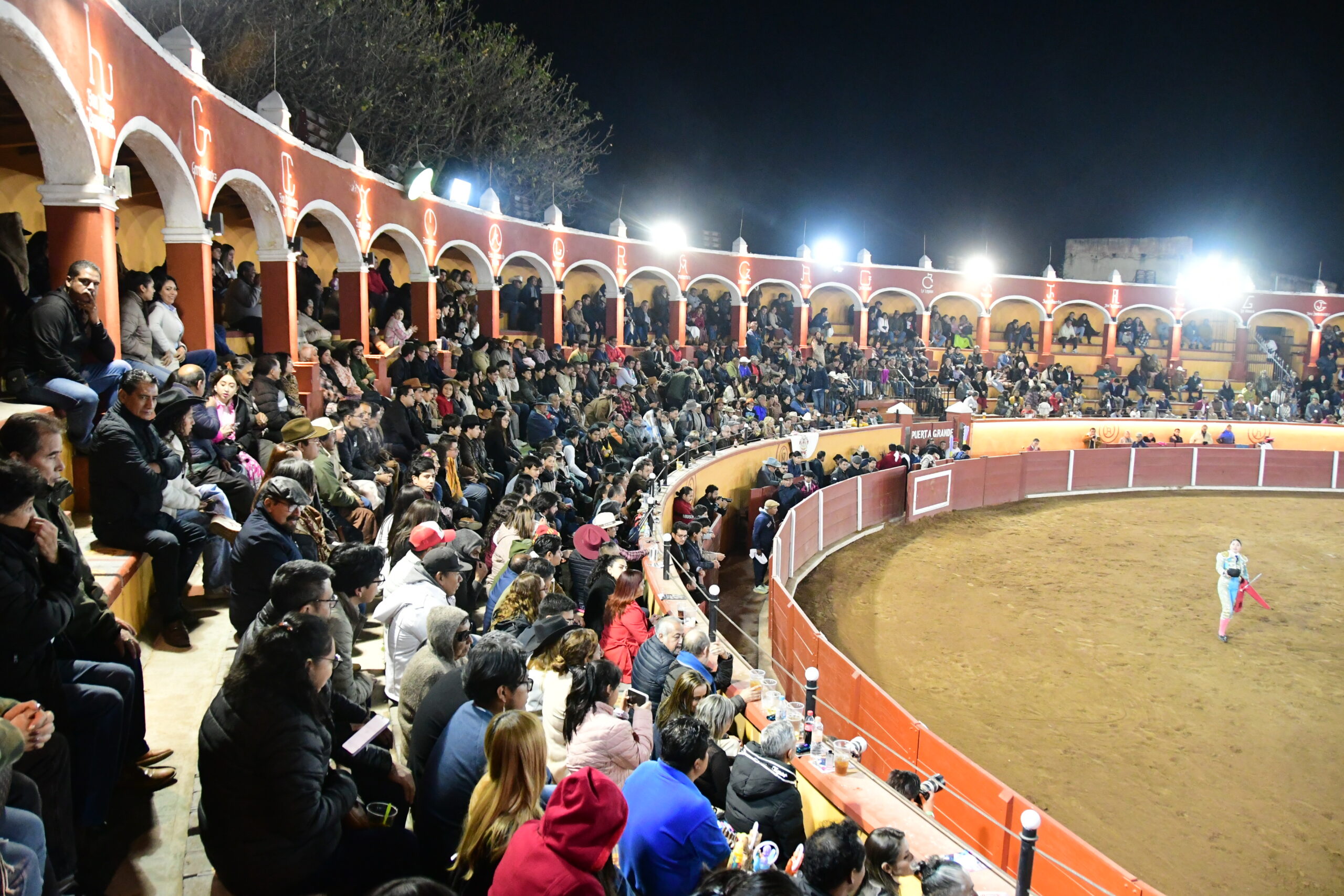 La novillada de la prensa se mantiene como uno de los eventos taurinos más esperados por la afición.