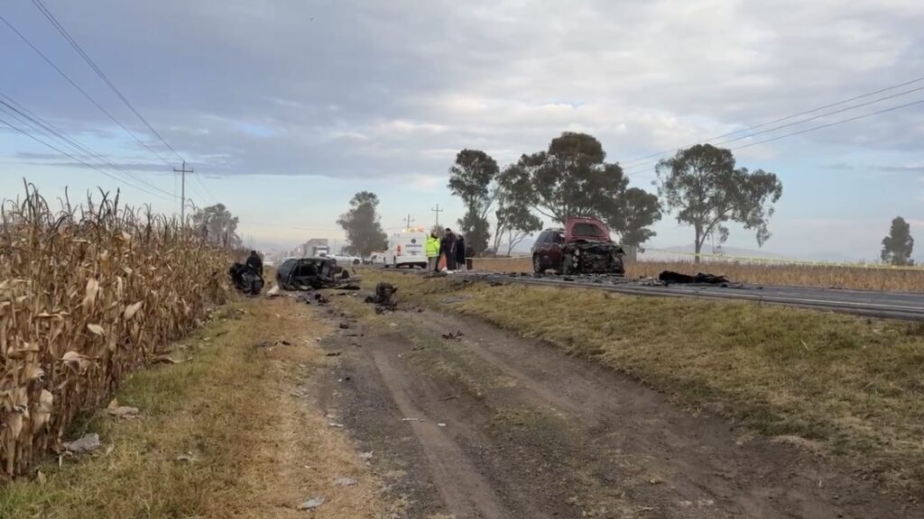 Fuerte accidente en la carretera federal México–Veracruz deja dos personas sin vida