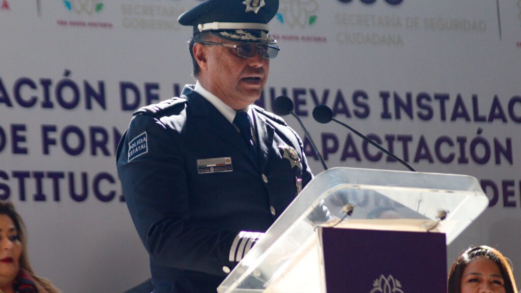 Academia formará a policías de excelencia con educación gratuita