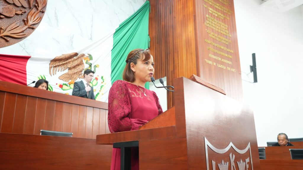 Impulsa Madai Pérez escuelas saludables en Tlaxcala