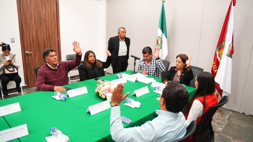 Aprueba Comisión de Puntos Constitucionales, Gobernación y Justicia y Asuntos Políticos, dictámenes de iniciativas relativas al FIDECIX,  a Ley del Notariado y al Código Penal local