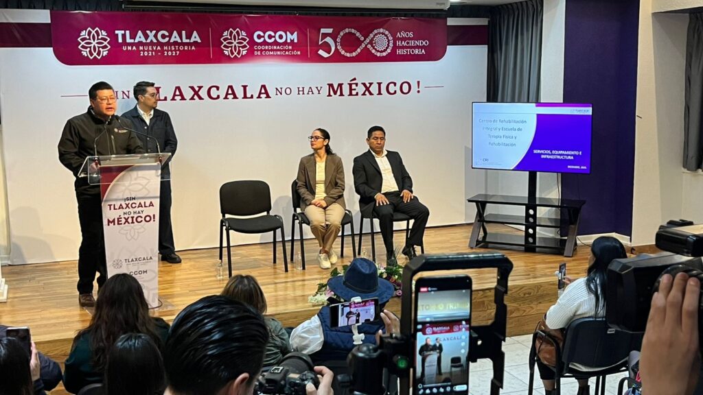Escuela de Terapia Física y Rehabilitación formó a 475 profesionistas