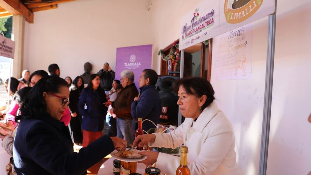 RECONOCEN A MUJERES PRODUCTORAS QUE TRANSFORMAN EL CAMPO TLAXCALTECA