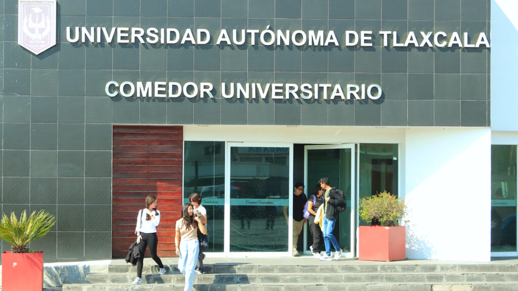 La actividad del Comedor Universitario UATx se ha mantenido constante, con una amplia cobertura durante 2025, consolidándose como un pilar fundamental en el apoyo a la permanencia y el desempeño académico de nuestros estudiantes.