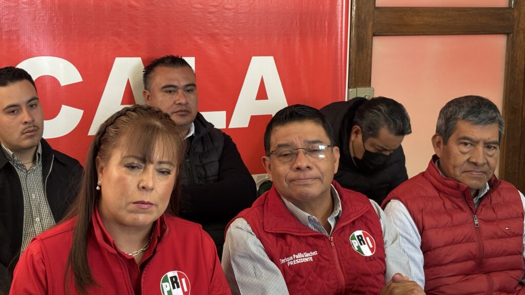 PRI cierra filas con Beatriz Paredes y niega traición