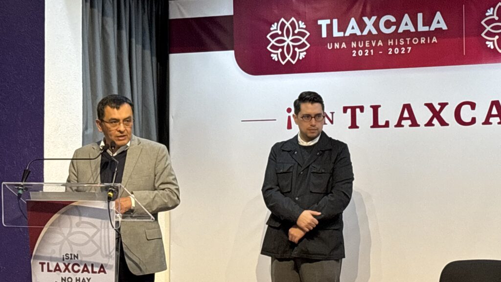 Tlaxcaltecas hacen fila por “costumbre”: Munive Temoltzin