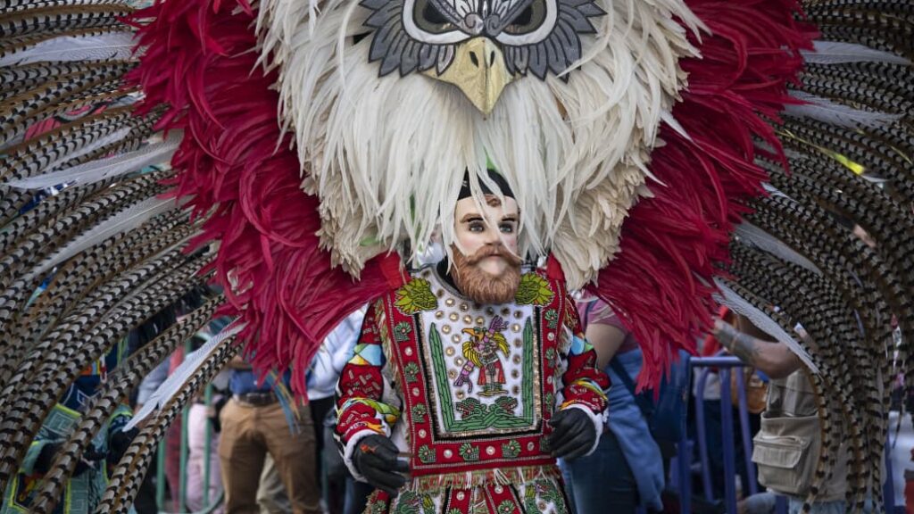 La convocatoria está dirigida a las camadas que formarán parte del Carnaval 2026 y que deseen acceder a apoyos económicos, los cuales se asignarán con base en la categoría y antigüedad de cada agrupación