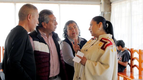 La senadora mantiene contacto permanente con comunidades y sectores sociales del estado, cuyas voces fortalecen su labor legislativa en el Senado