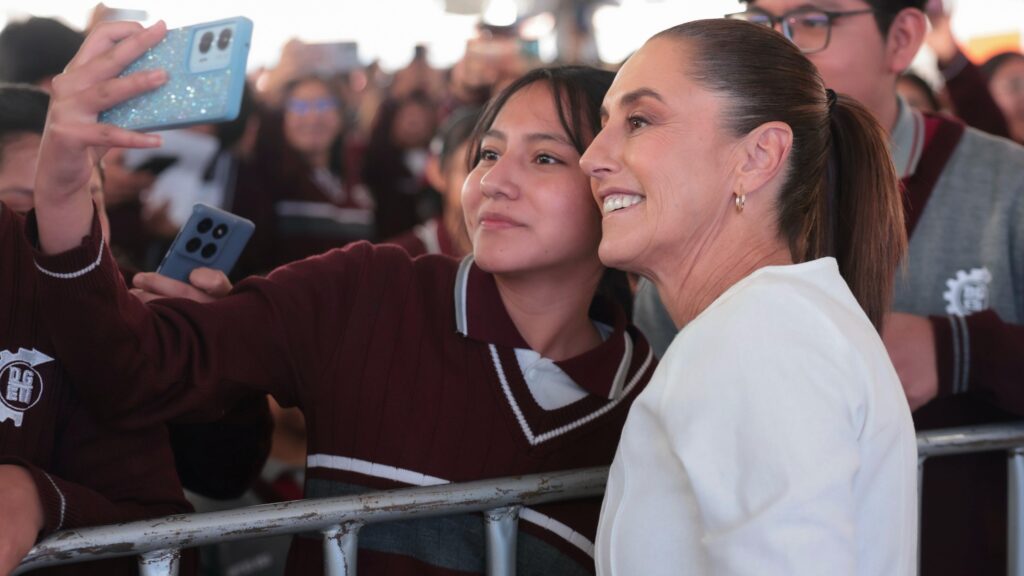 “El que haya más escuelas, es parte también de esta Nueva Escuela Mexicana”, anunció en la apertura del plantel San Pablo del Monte, en Tlaxcala