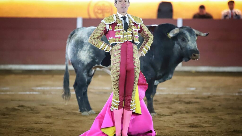 El desmayo de Diego Silveti, el zarpazo de Marco Pérez.