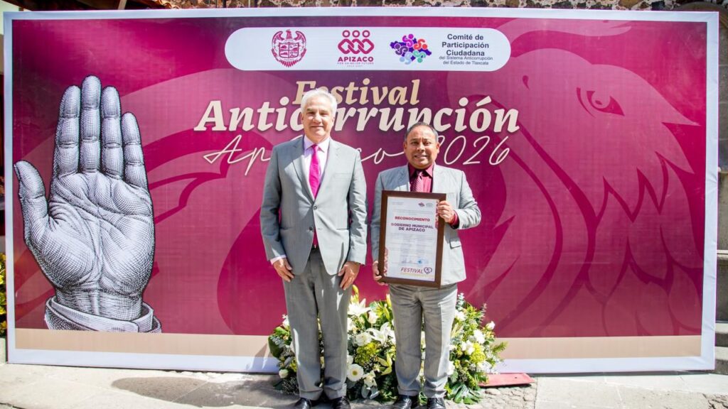 RECONOCEN AL GOBIERNO DE JAVIER RIVERA POR SU COMPROMISO CON LA TRANSPARENCIA EN LA FERIA ANTICORRUPCIÓN APIZACO 2026