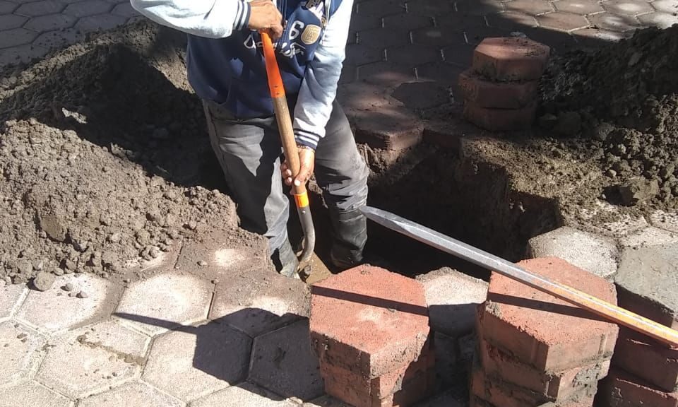 CAPAMH realiza trabajos de mantenimiento y atención a la red hidráulica en distintos puntos del municipio