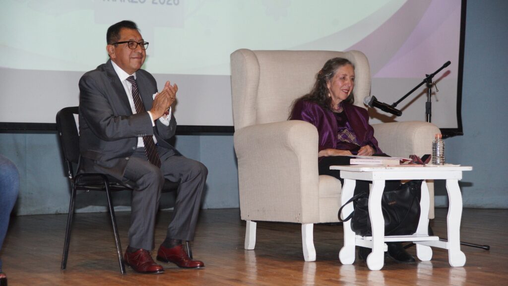 La Doctora Marcela Lagarde, especialista en feminismo latinoamericano, dictó la conferencia magistral “Trayectoria de una agenda para la vida y la libertad en las mujeres”