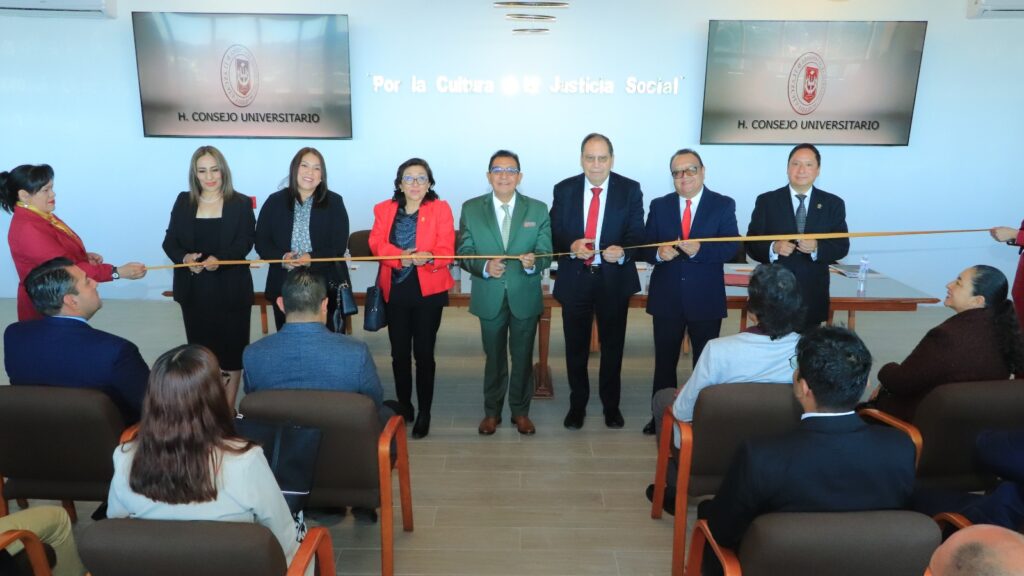 Reconocen el gran sentido de pertenencia del Rector para culminar proyectos que engrandecen a la Universidad