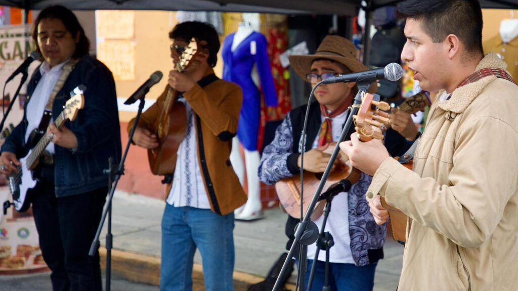 Huamantla vive con gran éxito el “Viernes de Muéganos” en el Templo de San Miguel