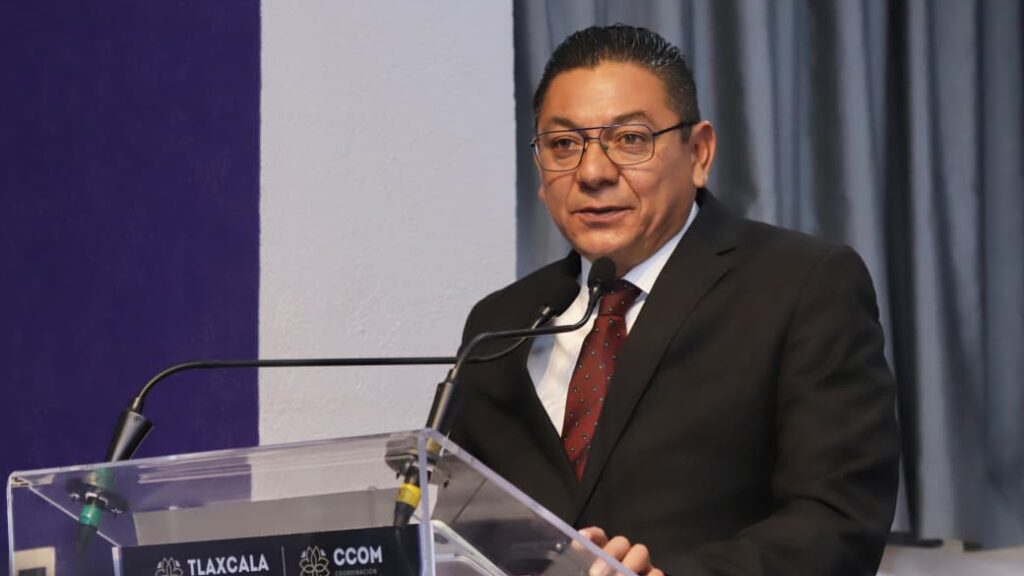 Personal de la Comisión Estatal para la Protección contra Riesgos Sanitarios supervisa establecimientos y promueven medidas de higiene en los 60 municipios para prevenir enfermedades por consumo de pescados y mariscos