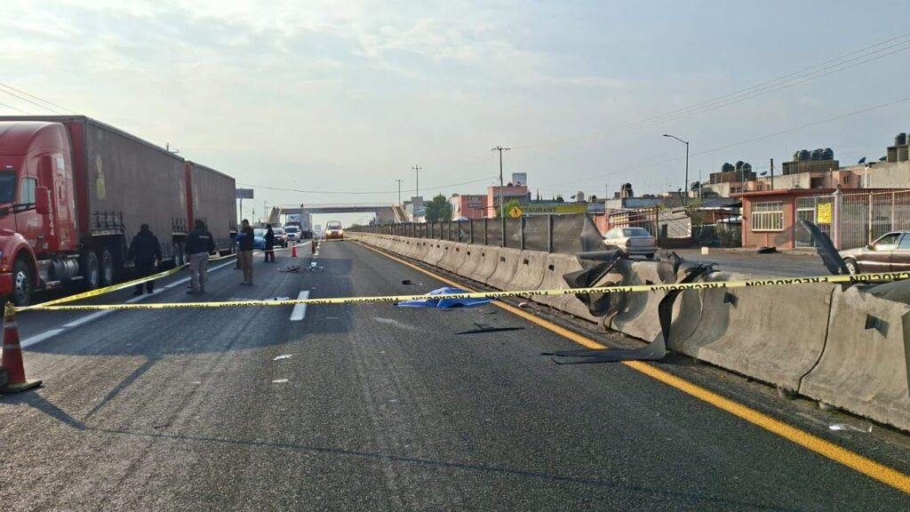 ATIENDEN AUTORIDADES HECHO DE TRÁNSITO EN CARRETERA FEDERAL MÉXICO–VERACRUZ EN HUAMANTLA