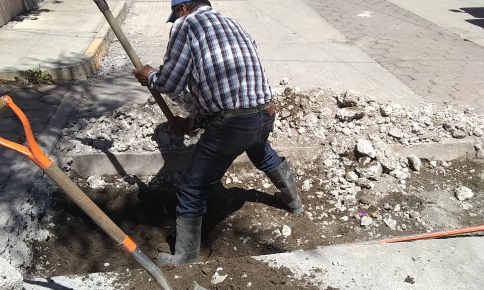 CAPAMH REFUERZA ACCIONES DE MANTENIMIENTO EN LA RED DE AGUA Y DRENAJE EN HUAMANTLA