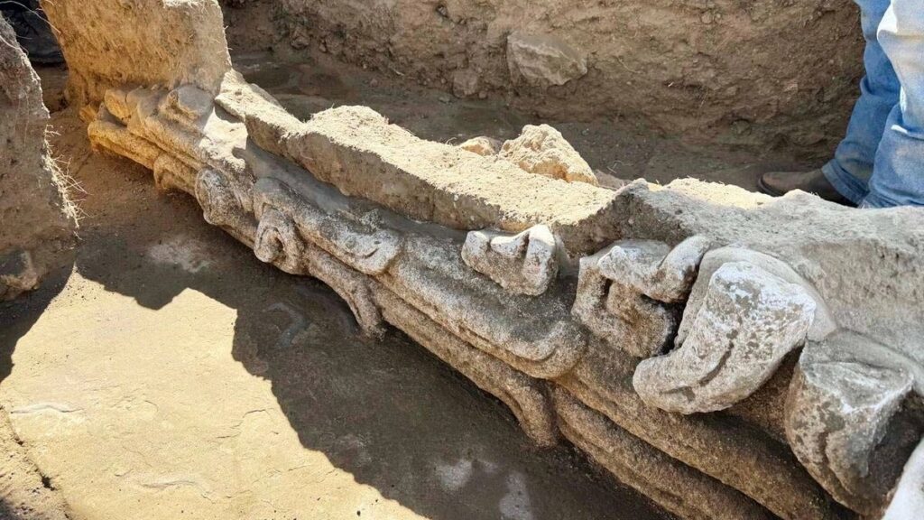 Hallan restos de un palacio en un cerro de Tetlatlahuca, en Tlaxcala