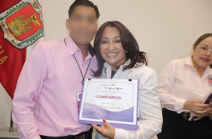Cuéllar Cisneros también agradeció el trabajo coordinado de las instituciones y autoridades que participaron en este esfuerzo, y destacó que el gobierno estatal mantiene una red de programas de apoyo para acompañar a quienes buscan emprender, capacitarse o iniciar un proyecto productivo.