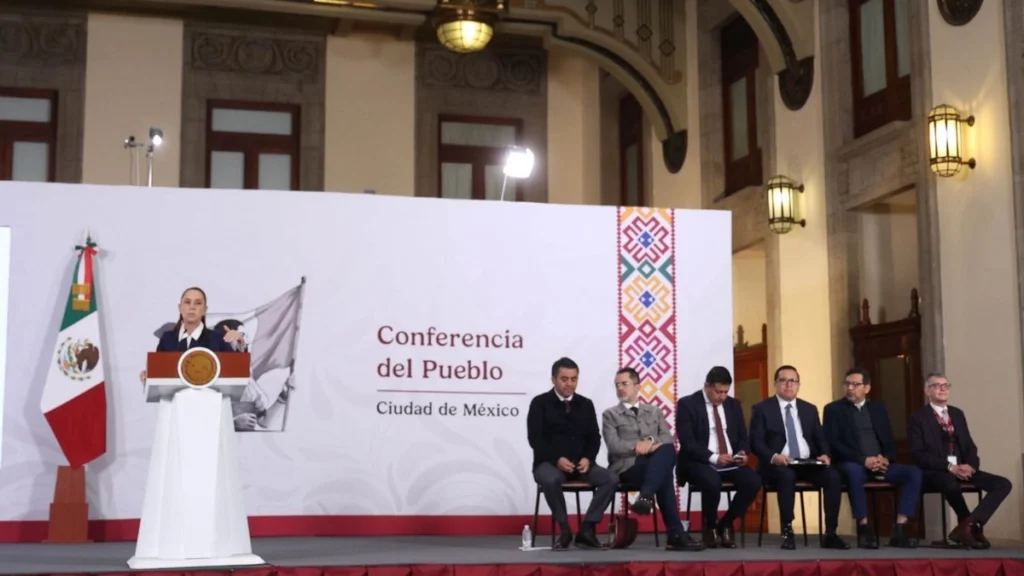  La presidenta Claudia Sheinbaum dijo que se está trabajando para incrementar la producción de gas en México a fin de reducir la dependencia que hay actualmente pues el país importa el 75 por ciento de gas que se consume