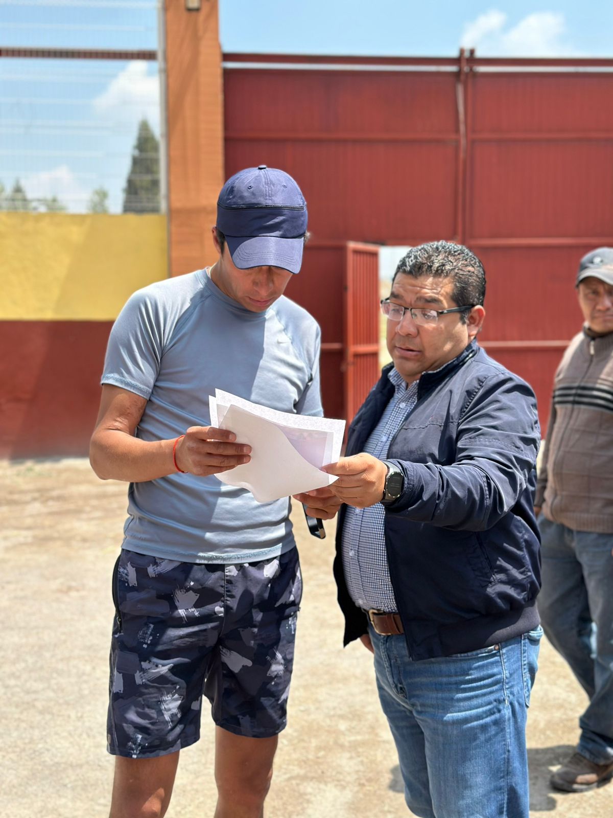 Impulsa Arnulfo Alva rehabilitación de la Plaza de toros de Apizaco; será de primer nivel.