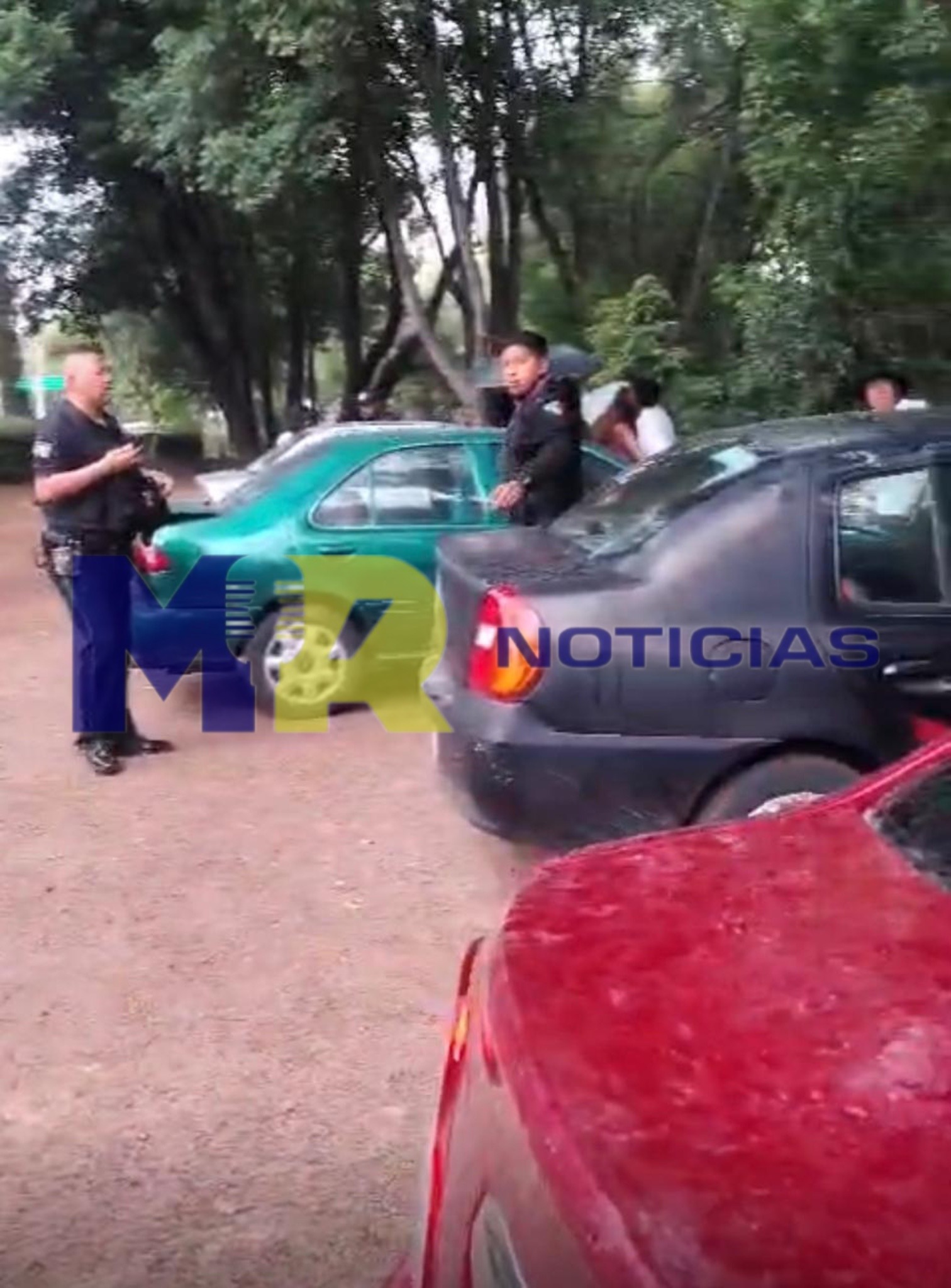 Familias sufren robo masivo en “Las Cuevas”