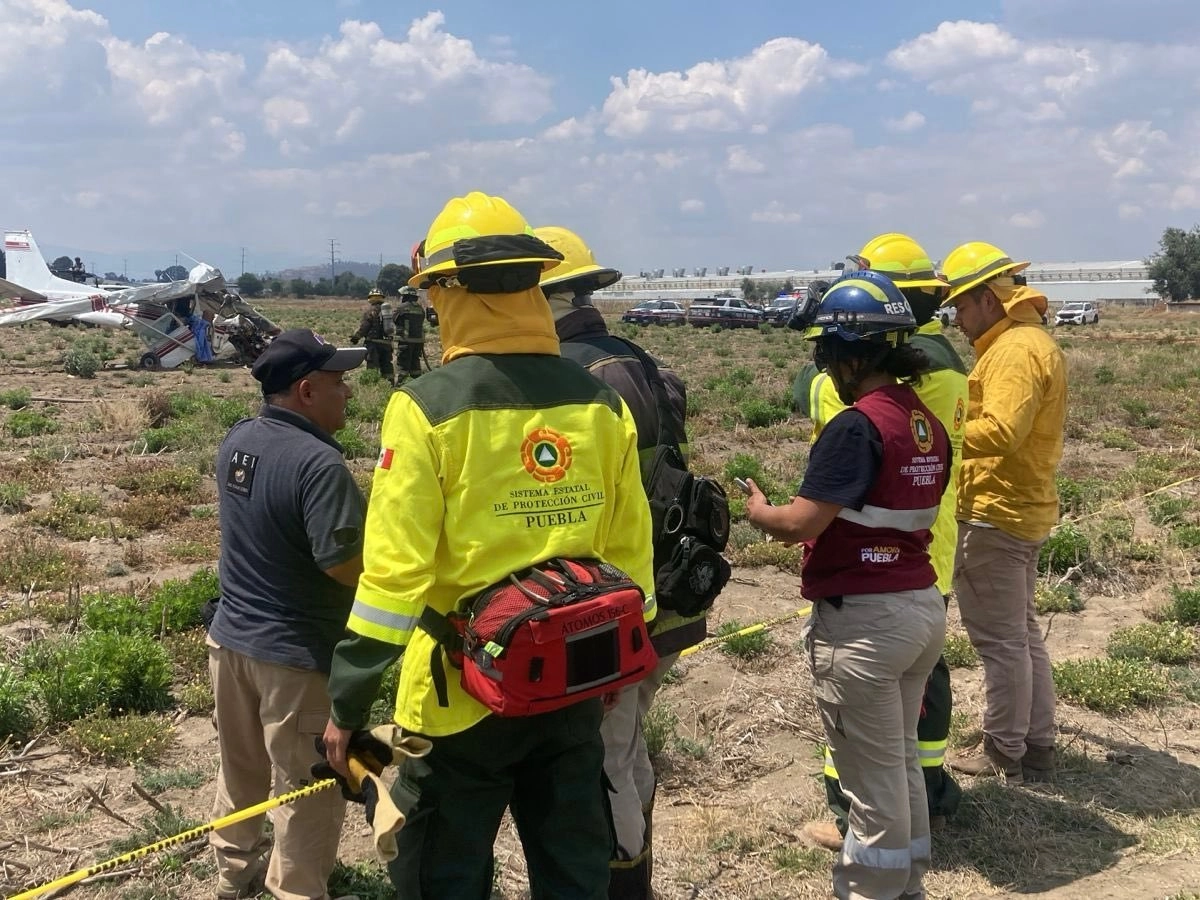 El Gobierno del estado de Puebla informa que se desplona una avioneta en Huejotzingo