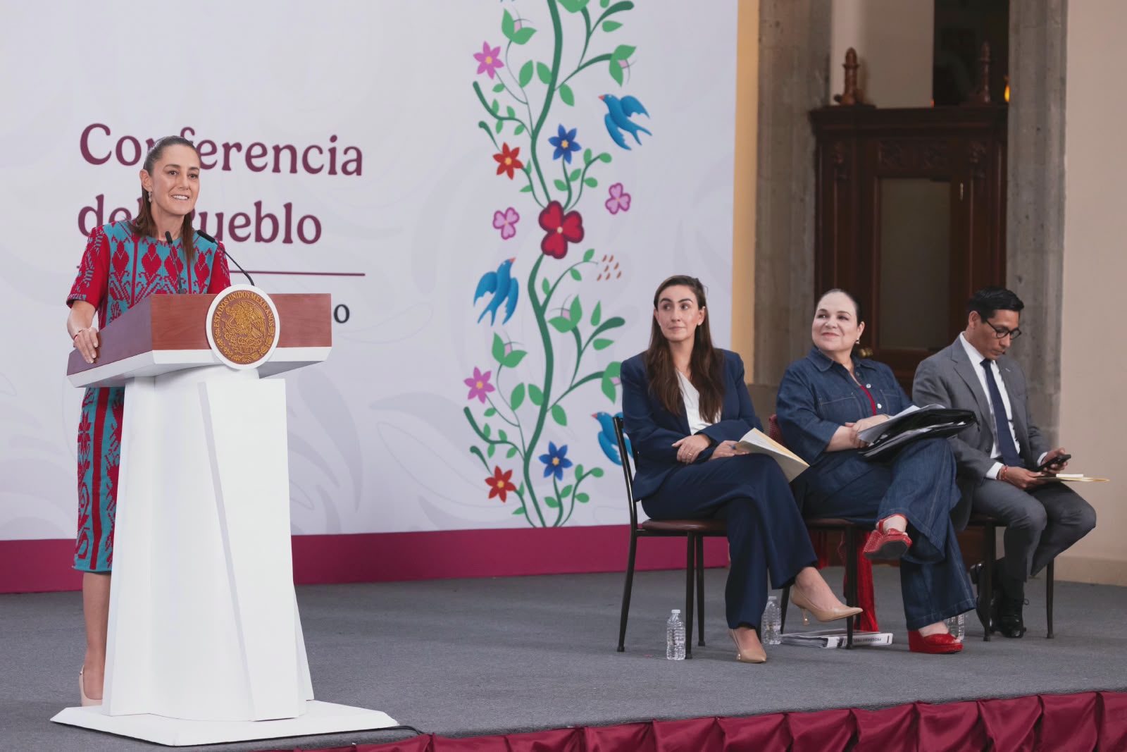 PRESIDENTA CLAUDIA SHEINBAUM PRESENTA “VOLVER A CRECER” PARA LIQUIDAR Y REESTRUCTURAR MÁS DE 69 MIL CRÉDITOS IMPAGABLES EN BENEFICIO DE 59 MIL 967 MUJERES PRODUCTORAS Y PEQUEÑOS PRODUCTORES