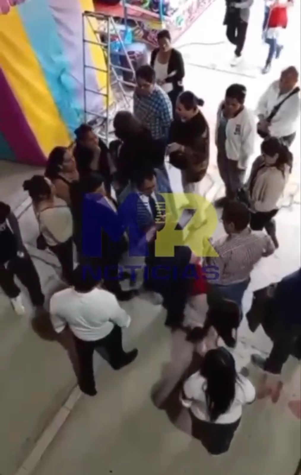Alcohol y disturbios arruinan coronación en Santa Cruz Tetela