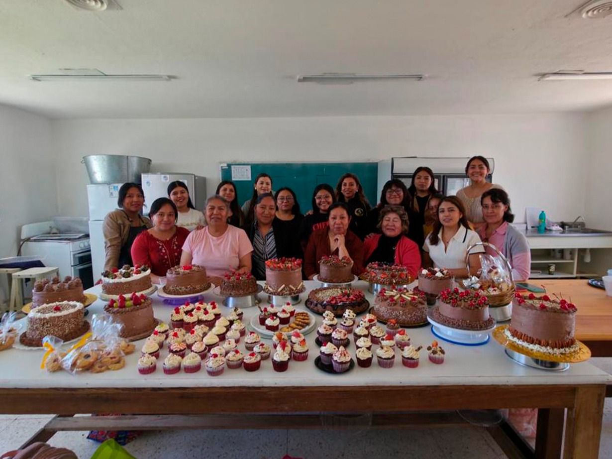 IMPULSA SMDIF HUAMANTLA EL AUTOEMPLEO CON CLAUSURA DEL CURSO “SABORES QUE EMPRENDEN”