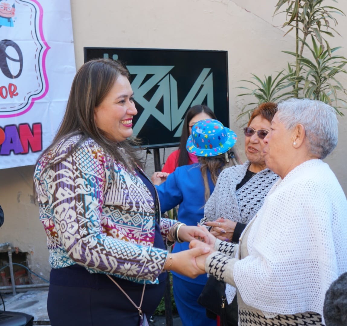 Chiautempan cuenta con más espacios de atención comunitaria: Blanca Angulo