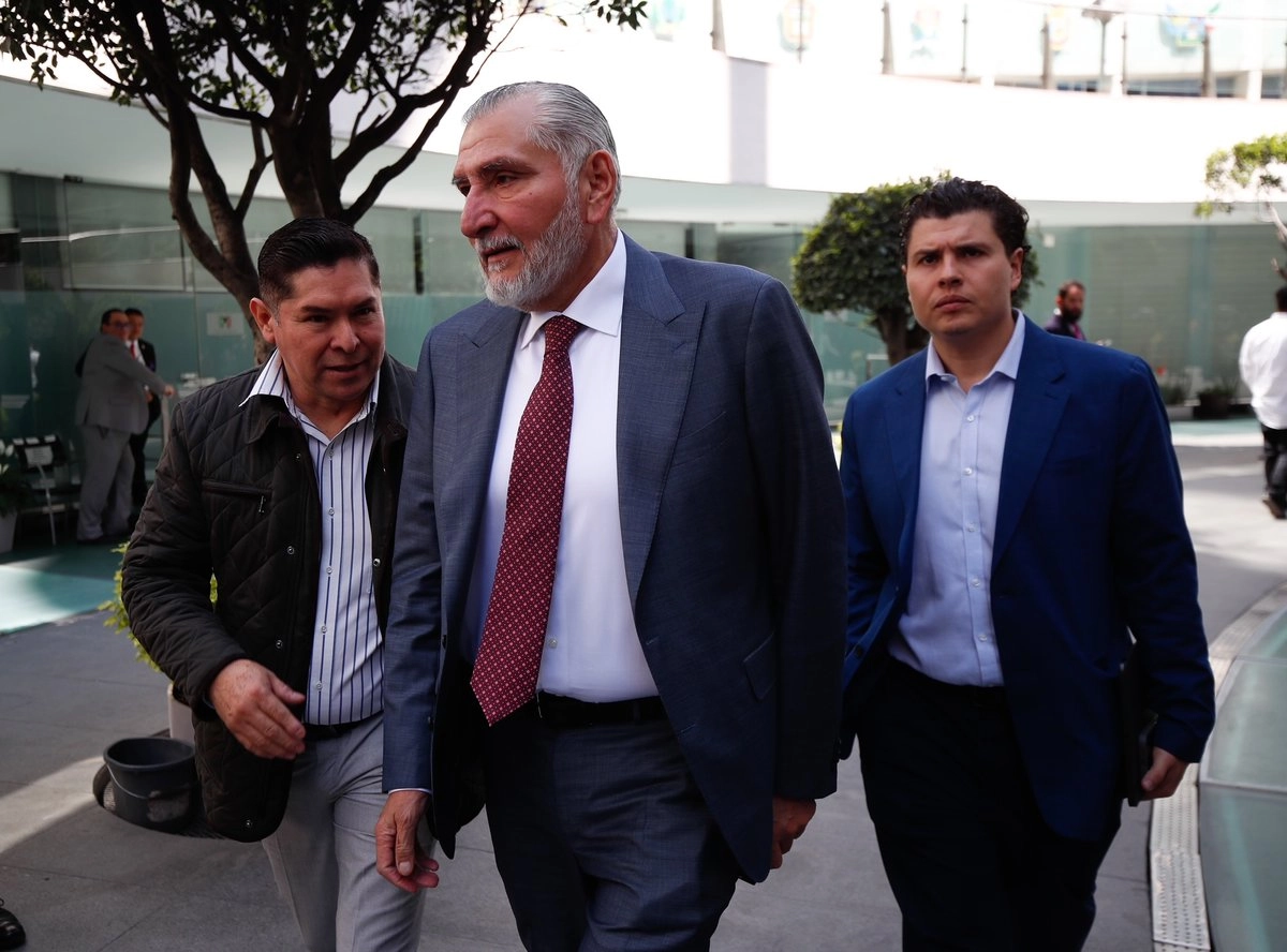 Adán Augusto asegura que López Beltrán “caminando va a ganar” en Tabasco