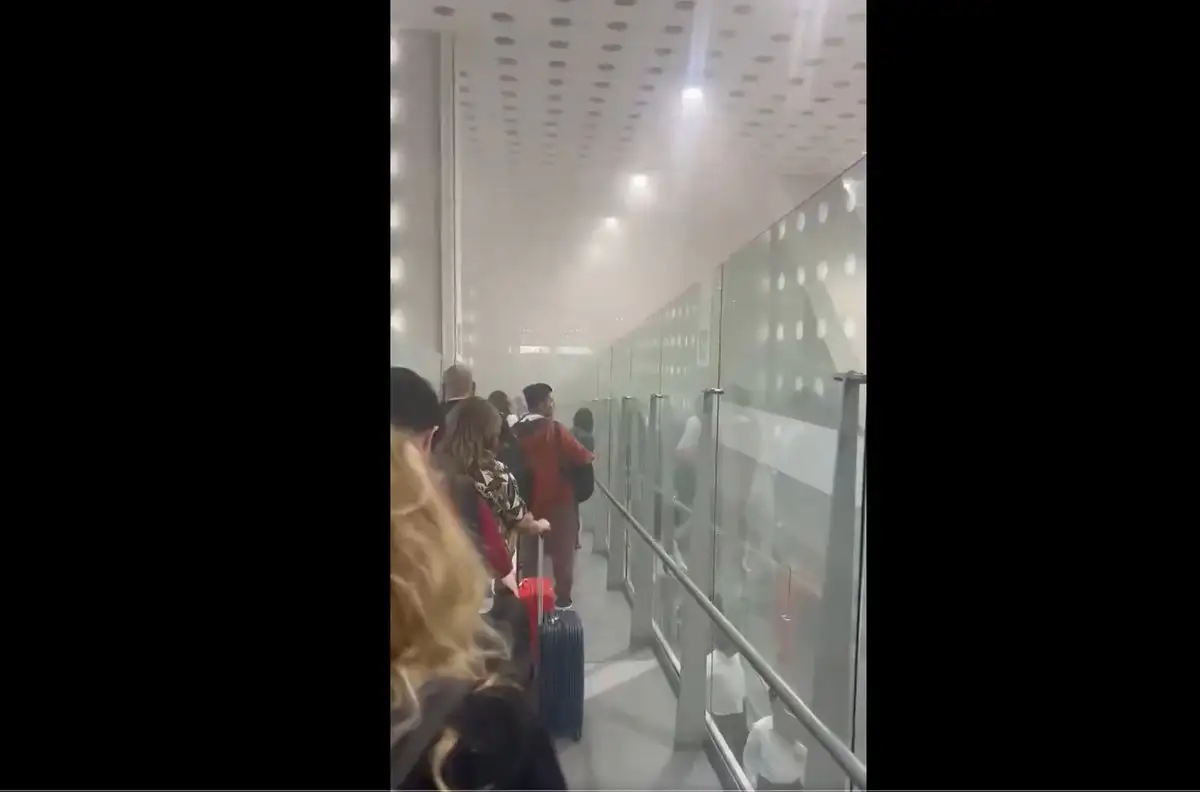 Incidente en restaurante provoca alarma en Terminal 2 del AICM
