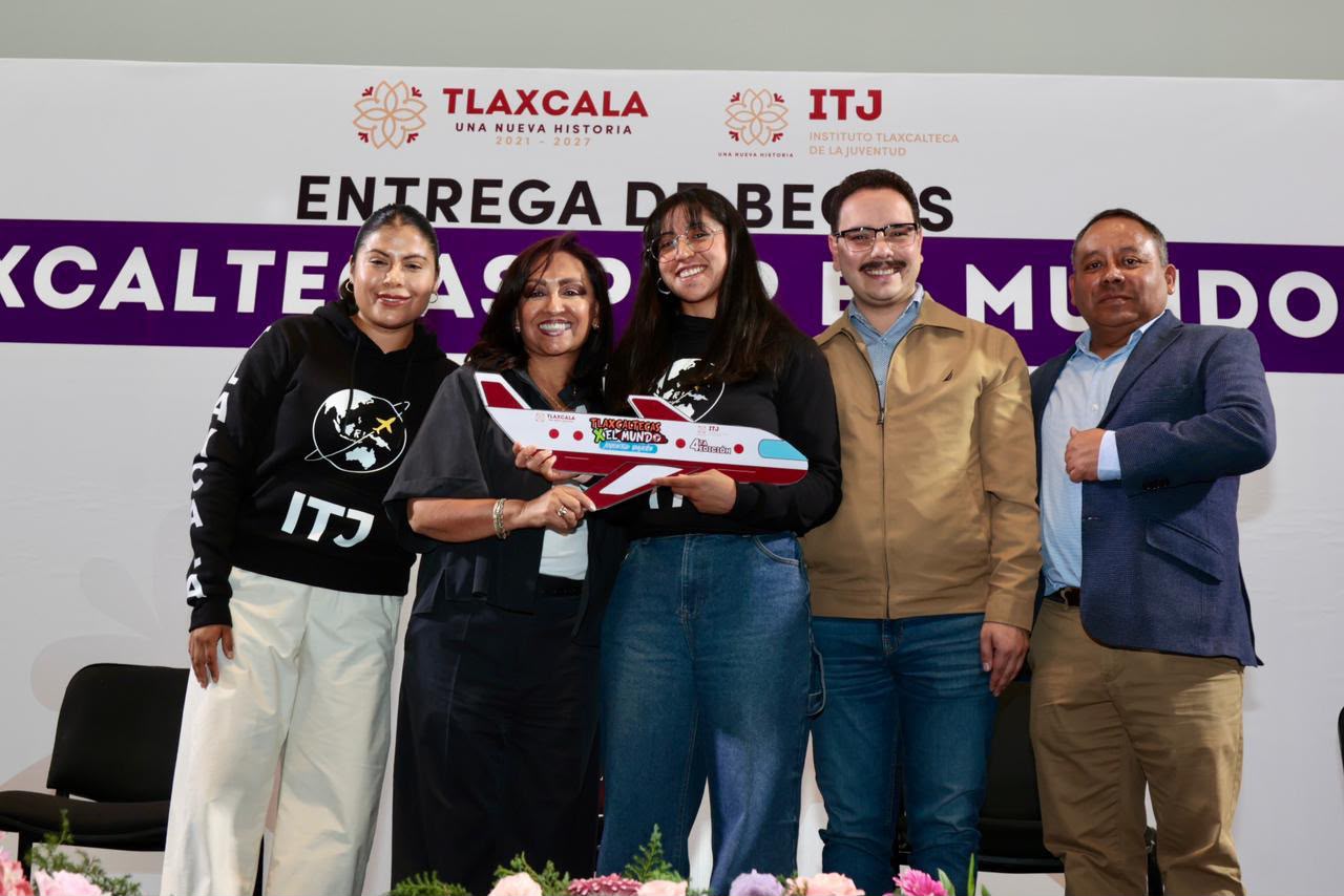 ENTREGA GOBERNADORA BECAS “TLAXCALTECAS POR EL MUNDO 2026” A 200 JÓVENES