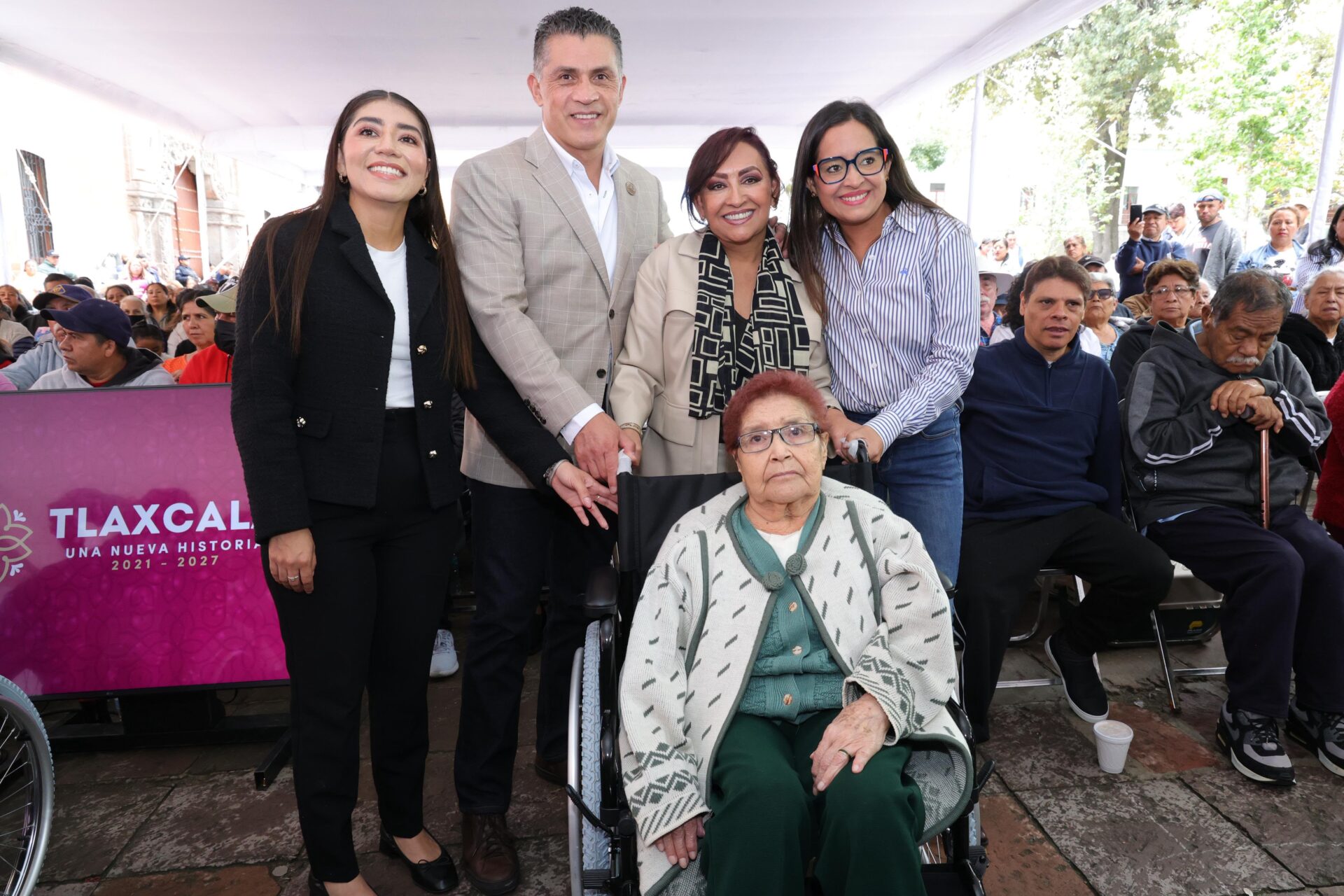 Gobierno estatal fortalece la inclusión con entrega de 240 sillas de ruedas a personas con discapacidad 