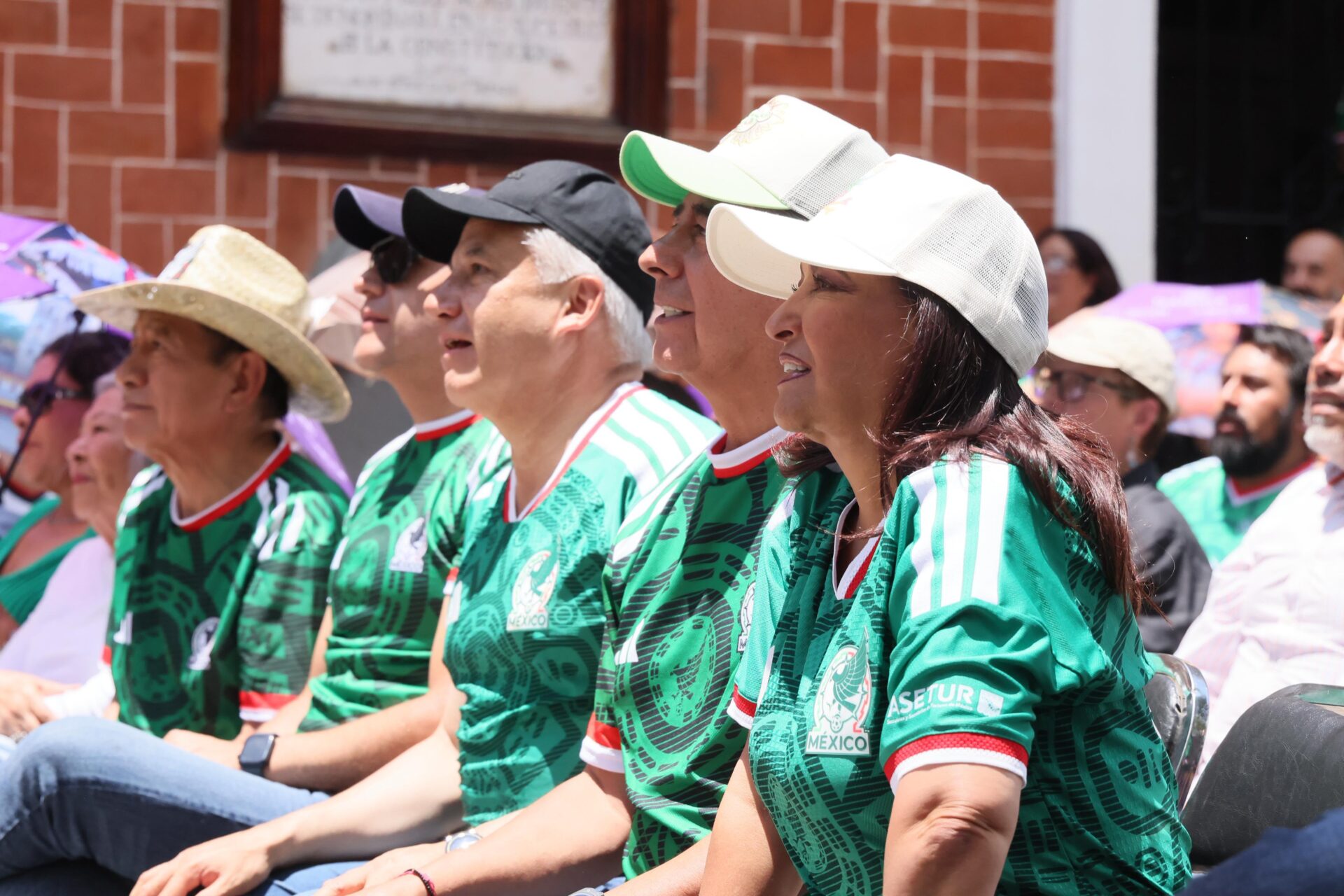 LA EMOCIÓN DEL MUNDIAL SE VIVIÓ EN TLAXCALA EN UN AMBIENTE FAMILIAR Y CON SALDO BLANCO